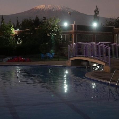Amboseli Gateway Hotel Kimana Exterior photo